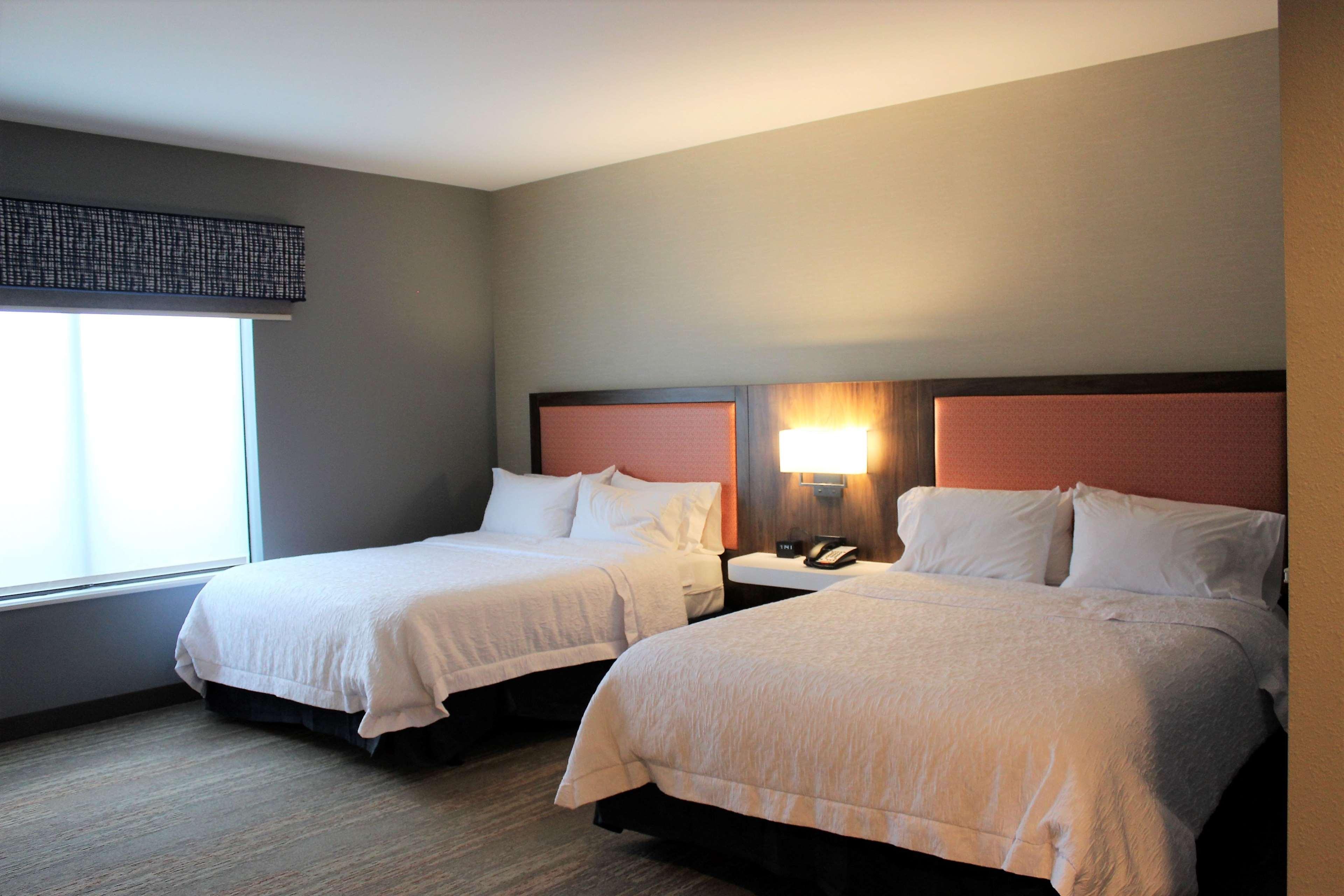 Hampton Inn Лексингтон Экстерьер фото