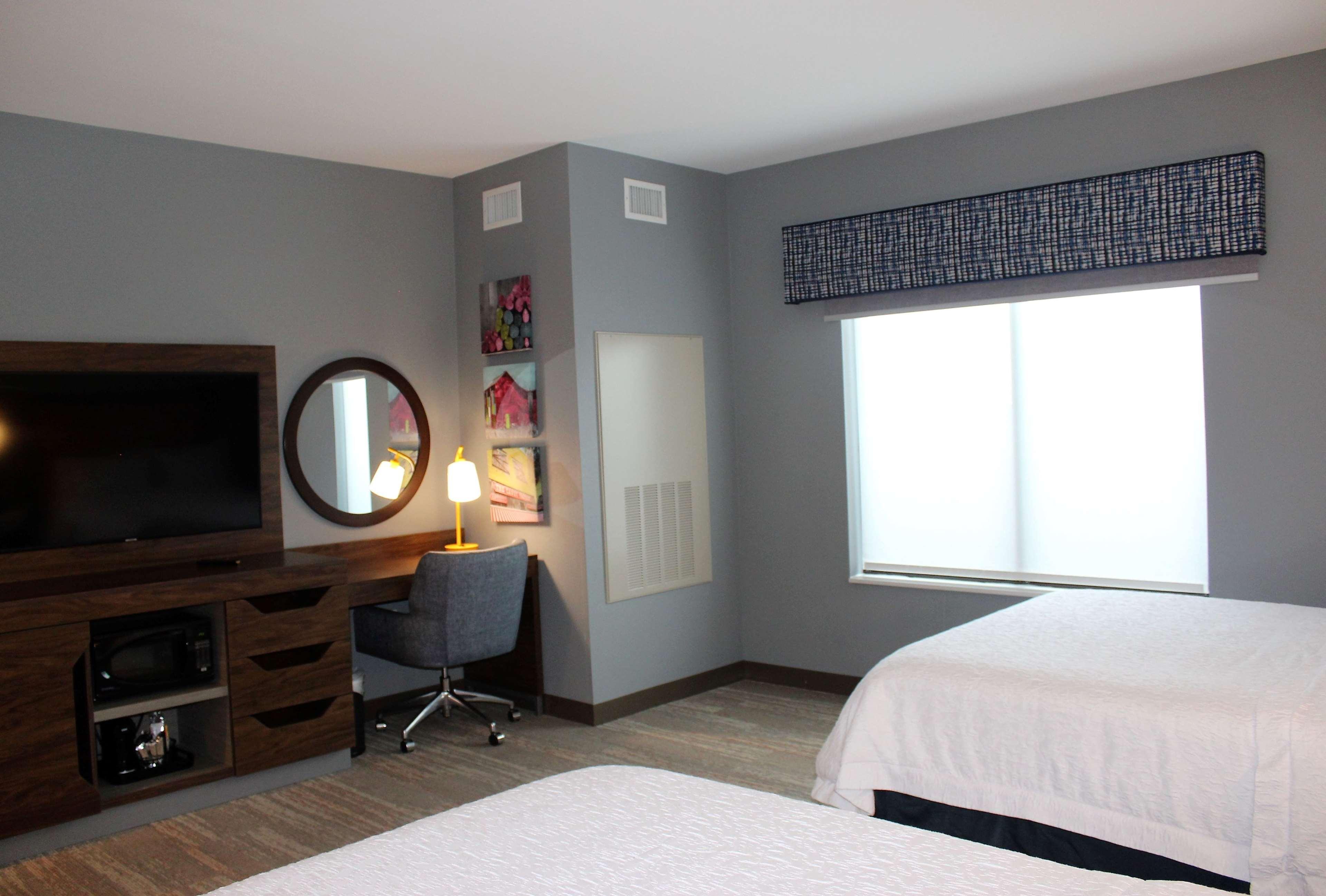 Hampton Inn Лексингтон Экстерьер фото