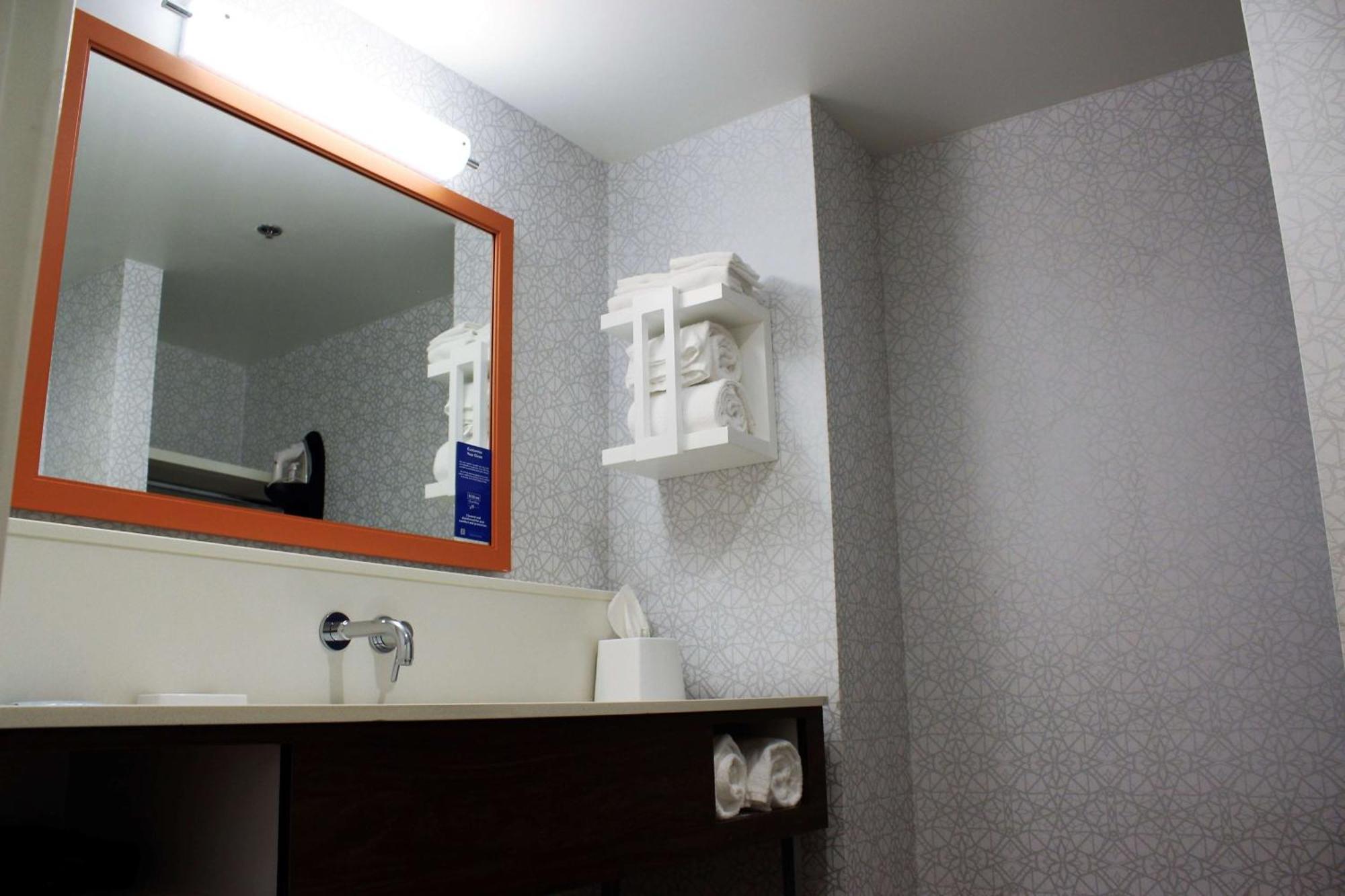 Hampton Inn Лексингтон Экстерьер фото